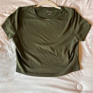 Green t